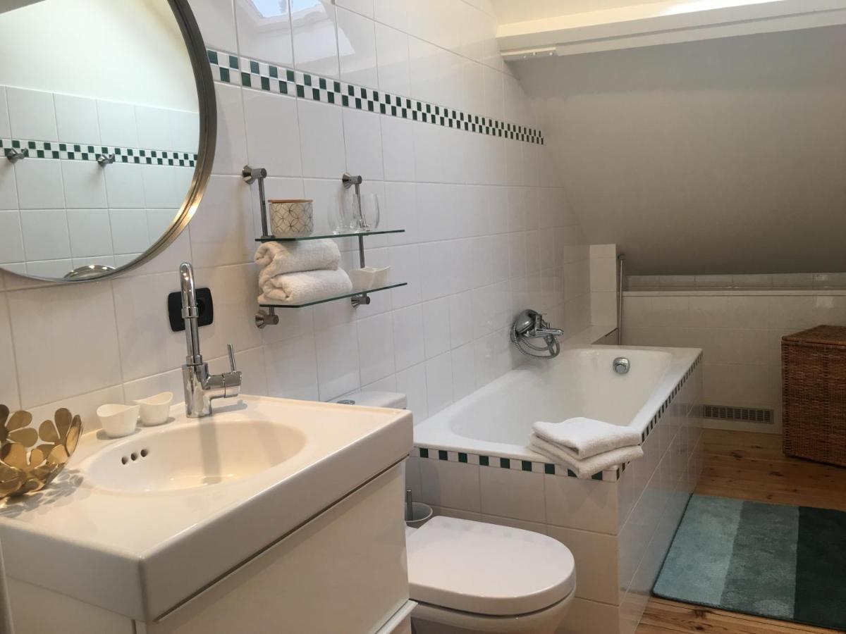 Blue Alice Brussels Aparthotel Luaran gambar