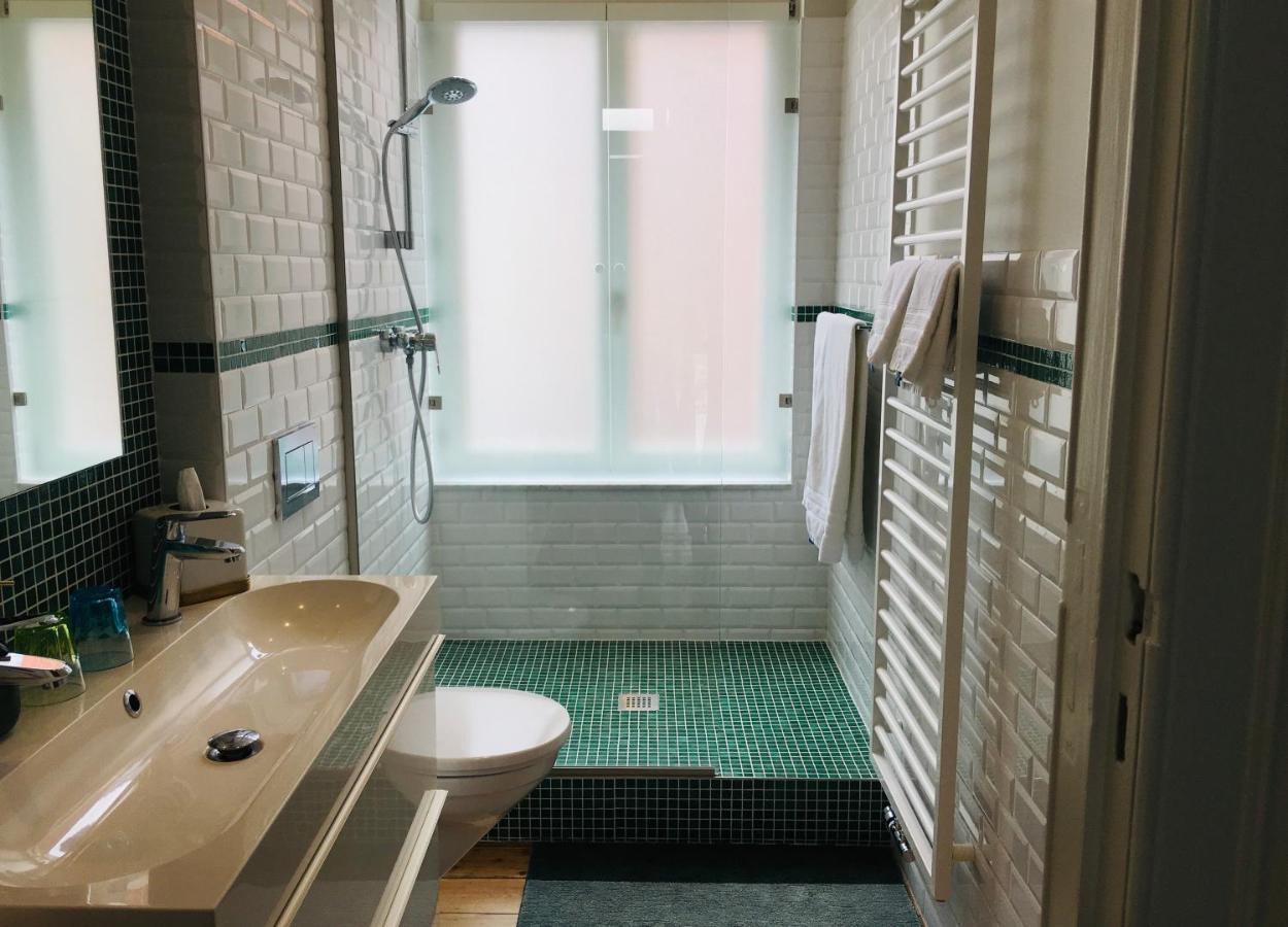 Blue Alice Brussels Aparthotel Luaran gambar